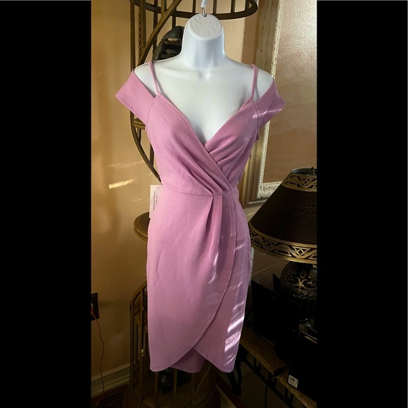 A|X PARIS Lilac Off The Shoulder Strappy Wrap Around Dress - Picture 5 of 15